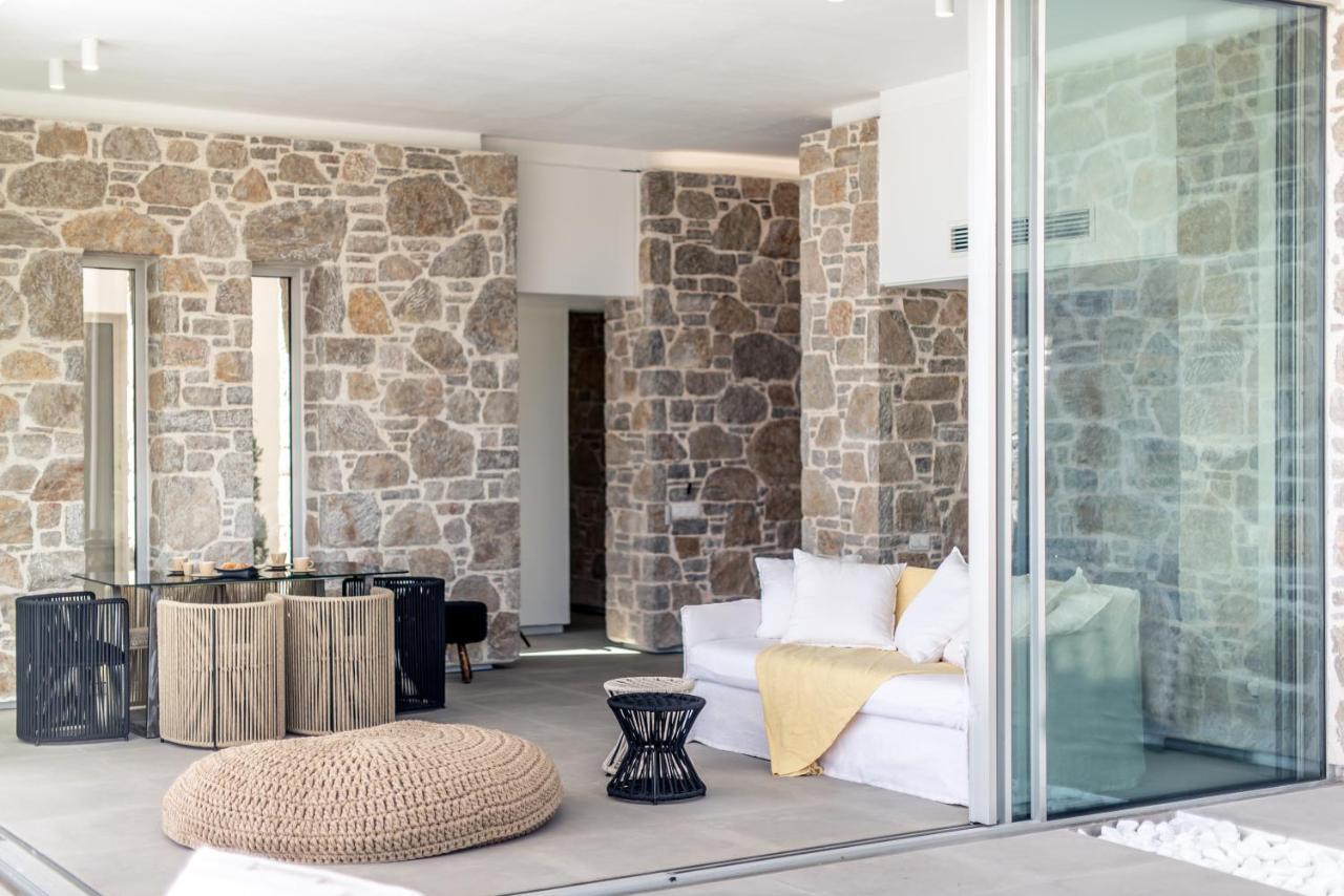 Varko Luxury Suites Palairos Ngoại thất bức ảnh